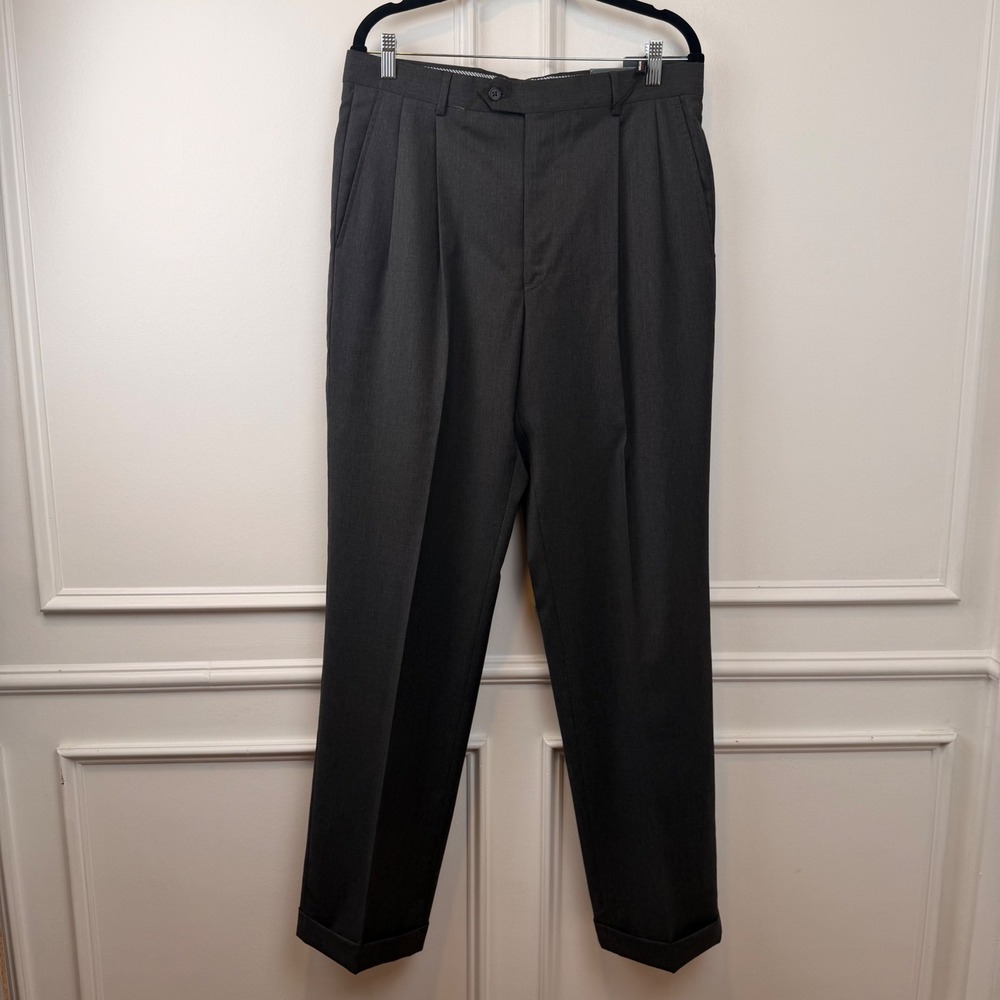 Kirkland Signature Mens Wool Pleated Dress‎ Slacks Medium Grey 34x34 NWT
